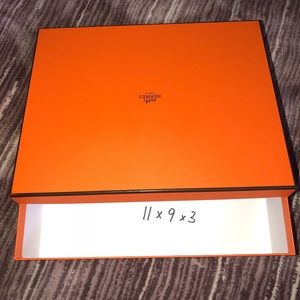 Hermes box